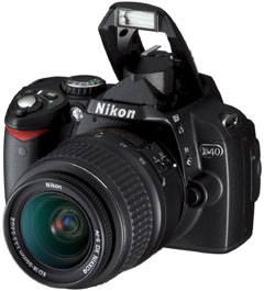 Цифровая зеркальная камера Nikon D40